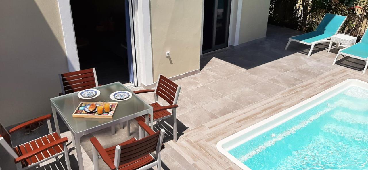 The Central Villa - Kassiopi Corfu Villas ภายนอก รูปภาพ